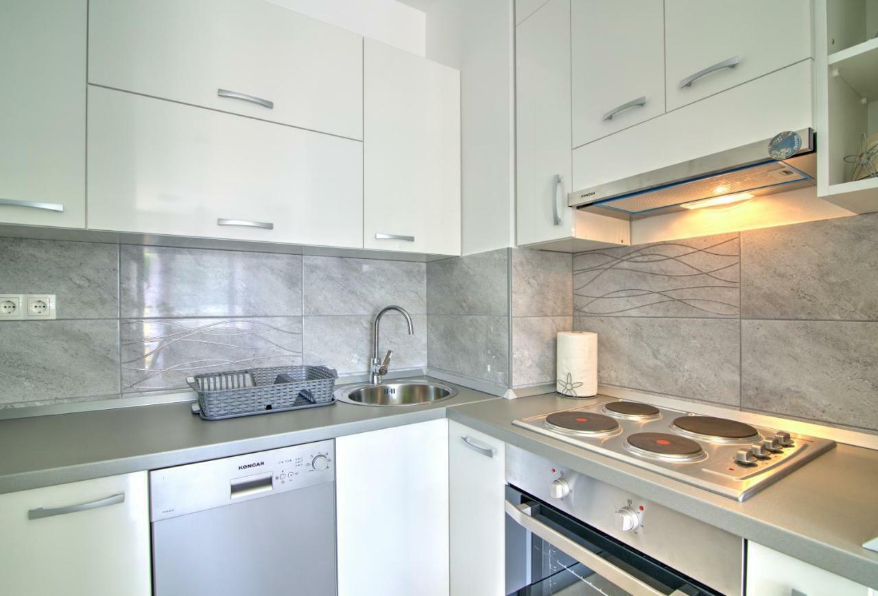 Apartment Waves-Villa Sunce 塞尼 外观 照片